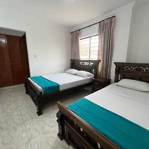 la-casa-del-viajero-130001.cartagena-hotels.org/